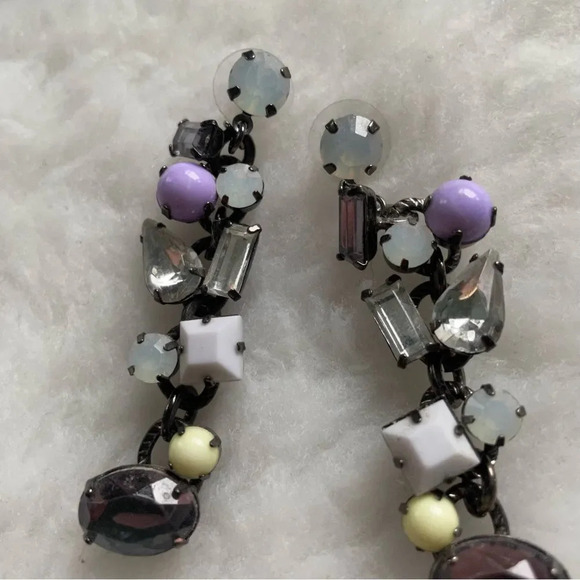 Vintage Y2K cluster rhinestone party / formal  earrings - Picture 4 of 4